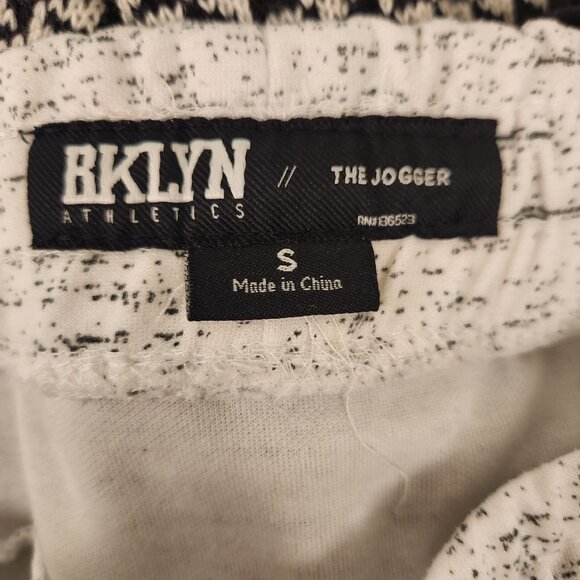 BKLYN Athletics The Jogger Sweatpants White Streaky Print Fleece Mens Small - Picture 10 of 10